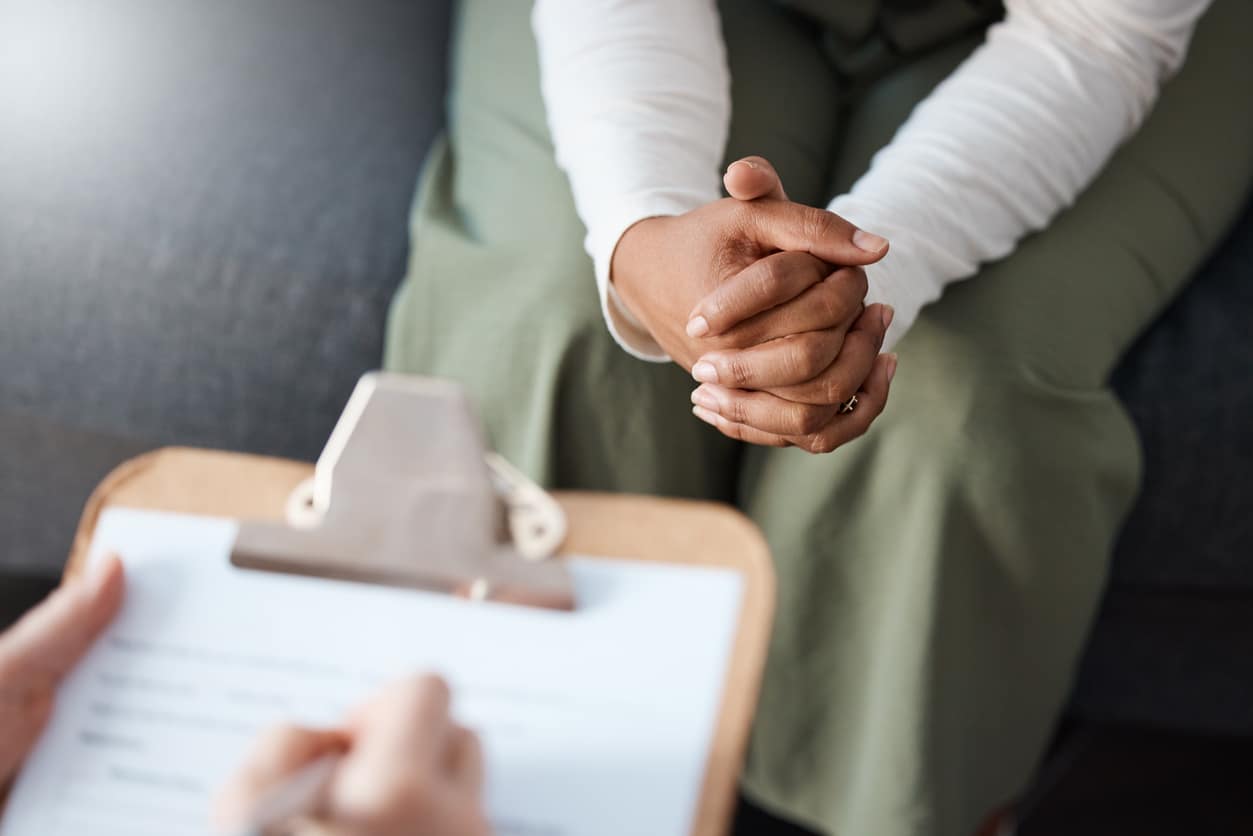 Rådgivningssamtale med notater — tydelig dokumentation og faglig sparring hos Amor